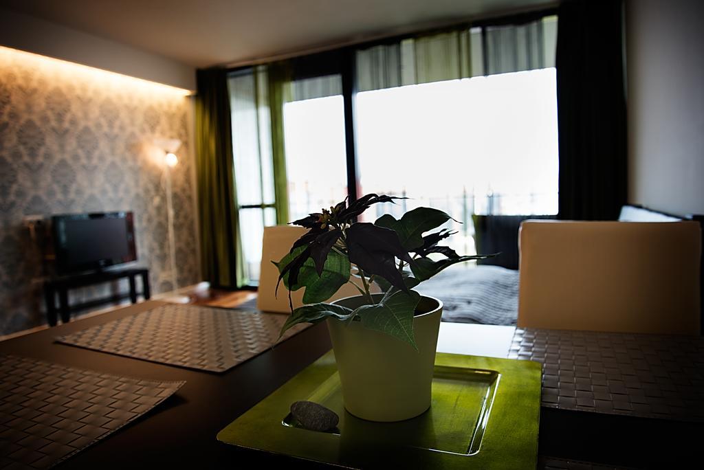 Modern Apartment With Lake View Balatonlelle Exterior photo