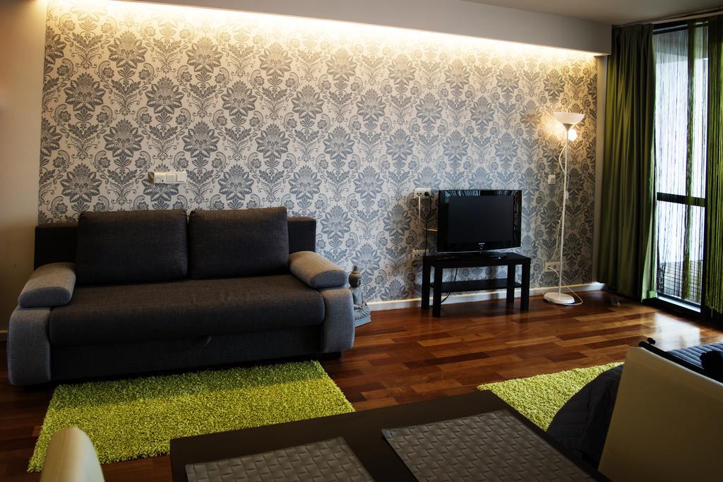 Modern Apartment With Lake View Balatonlelle Exterior photo